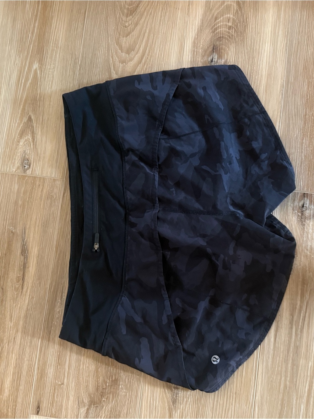 Lululemon black camo shorts. Comfy fit. Perfect condition.